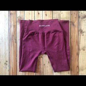 Alphalete OG revival leggings size small